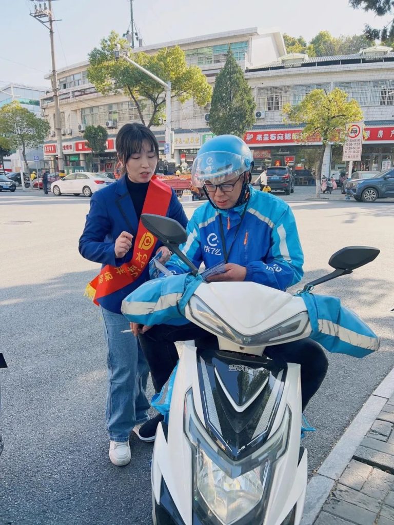 共筑诚信消费环境 提振金融消费信心——安徽保险业"3.15"消费者权益保护教育宣传周活动（一）